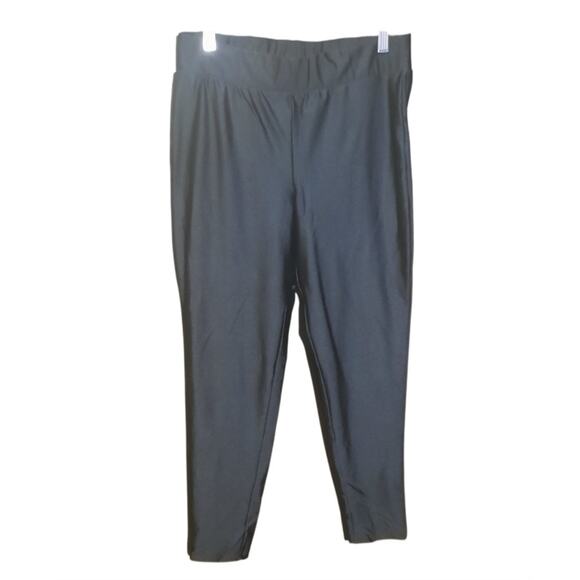 Torrid Full Length Matte Liquid Womens Black 2" Waist Band Leggings Size 1X - Picture 6 of 6